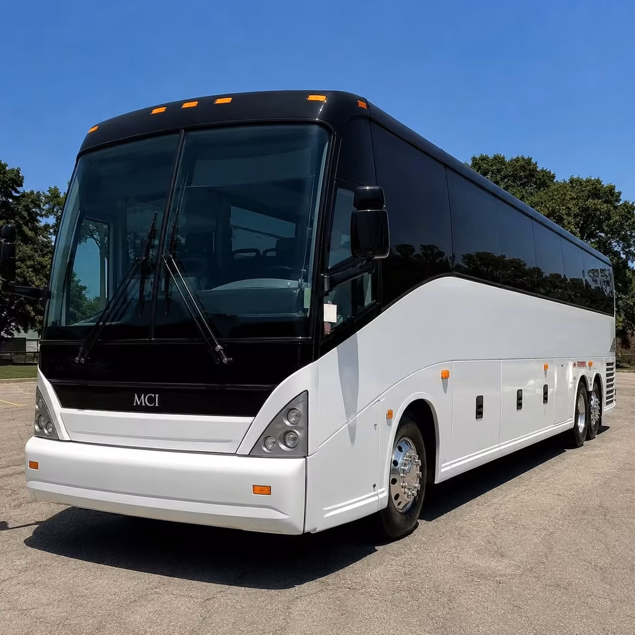 these buses make group travel to flint and toledo airports seamless
